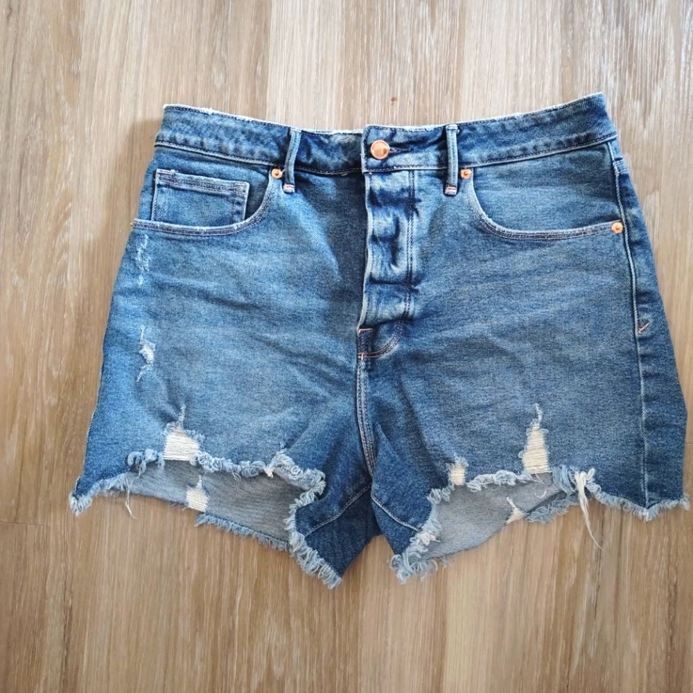 Good American Shorts